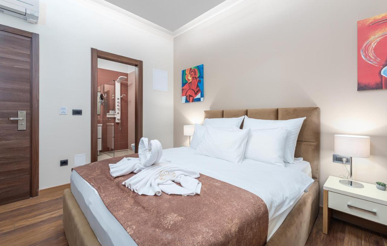 פורץ Hotel Dua Residence מראה חיצוני תמונה